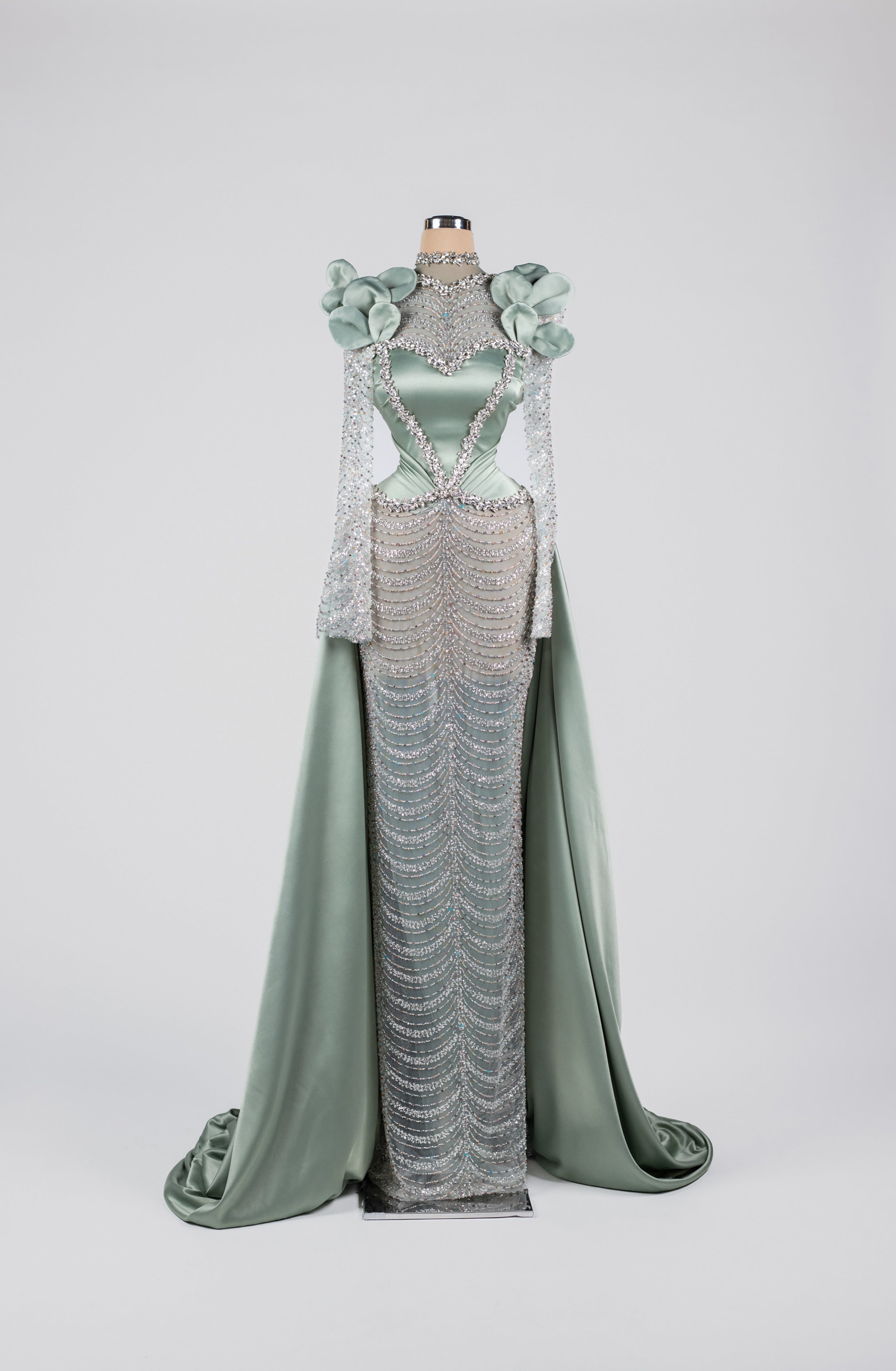 Celestine Petal Crest