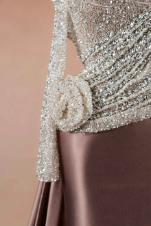 Taupe Rosette