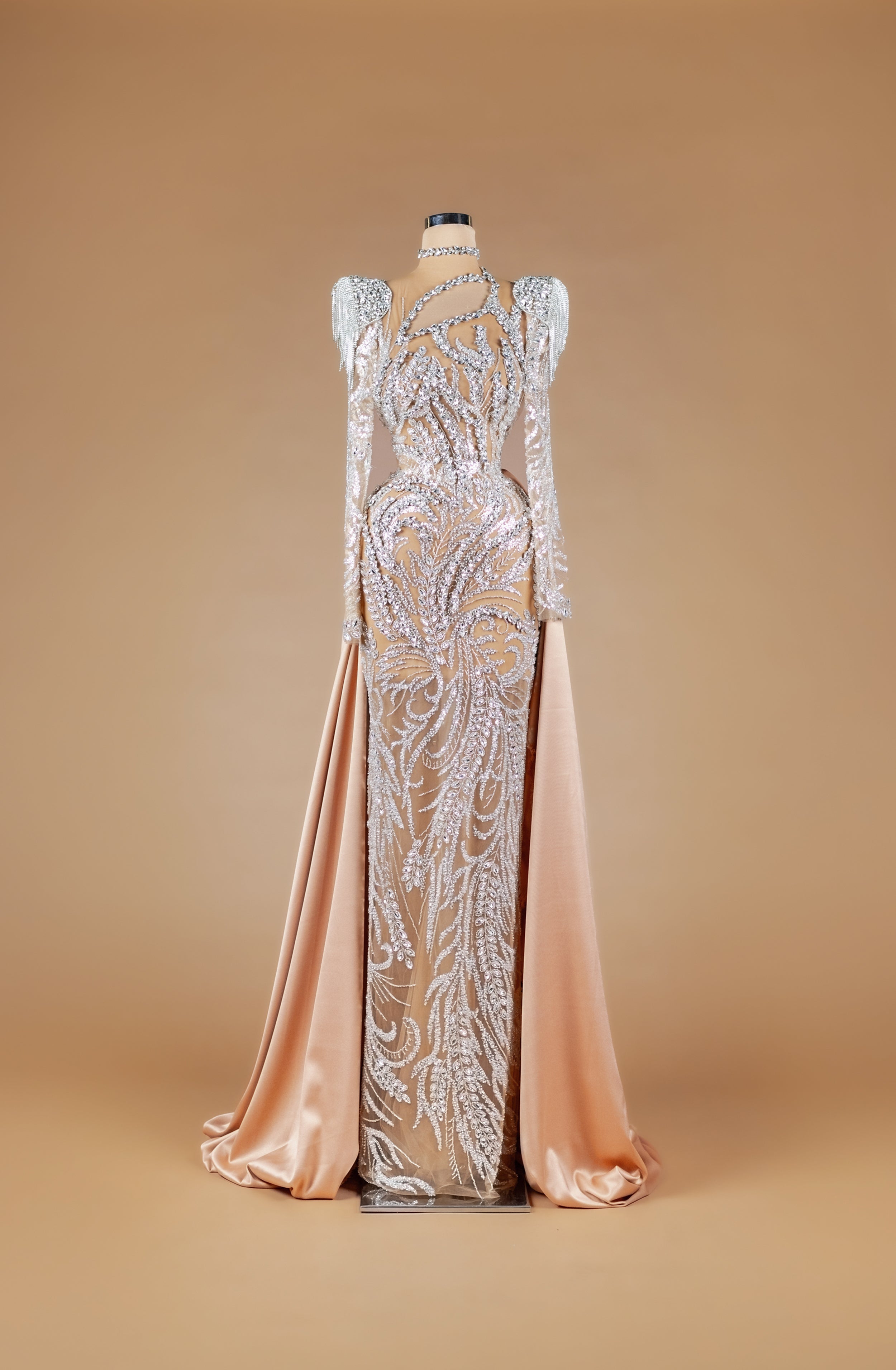 Regal Frost Flourish