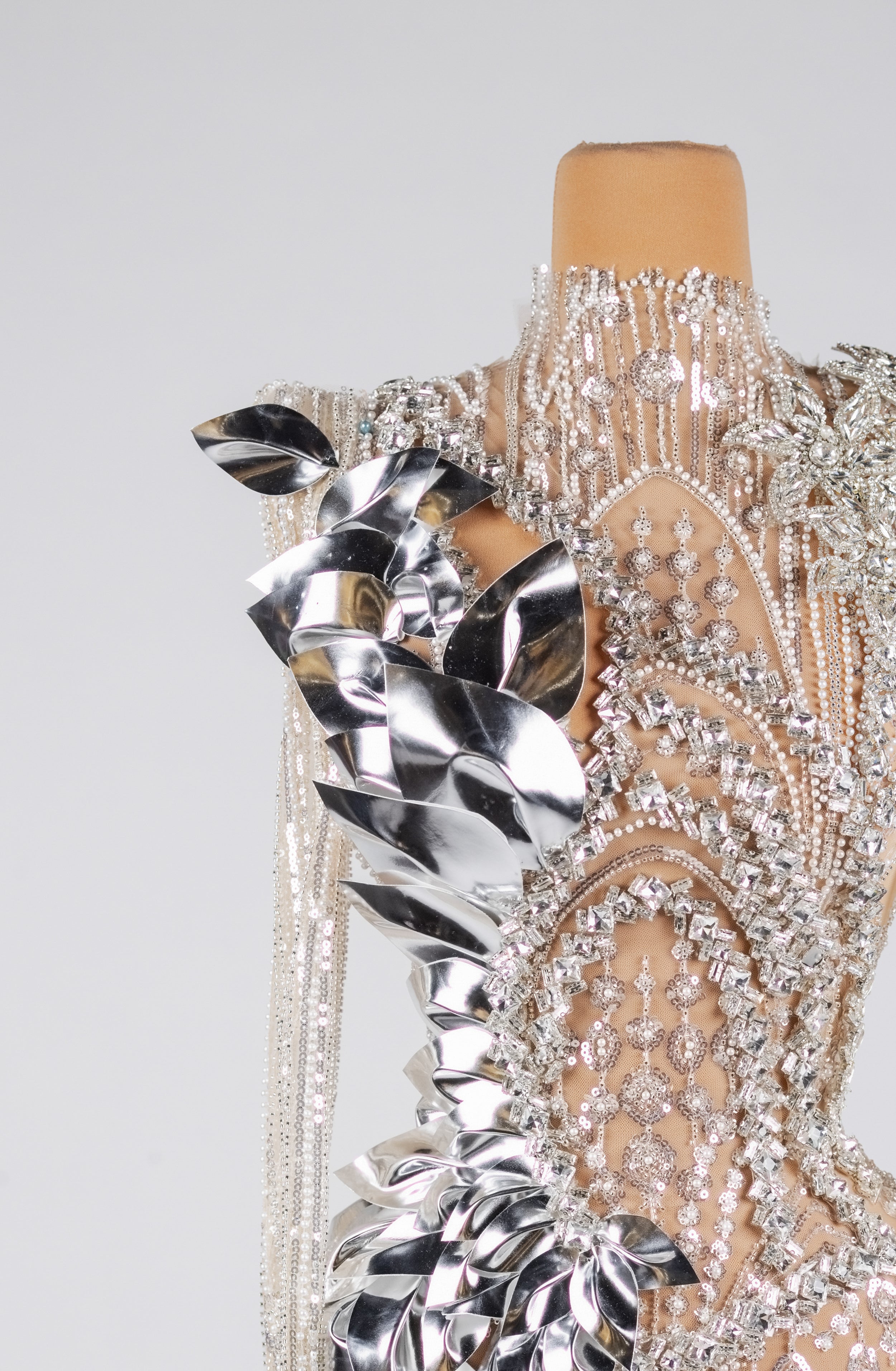 Mirrored Pearl Marquee