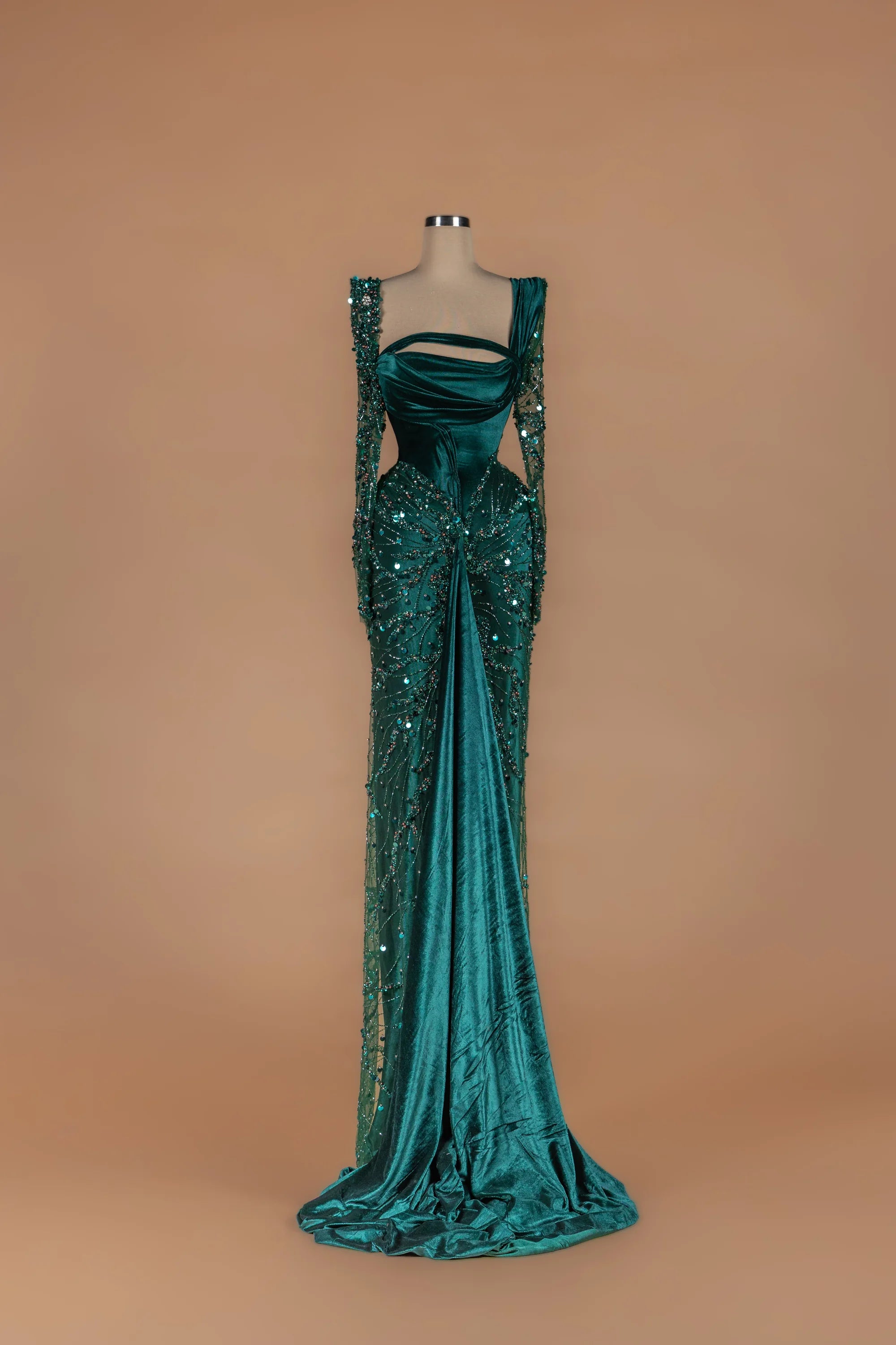 Sihëna Malachite Nocturne — emerald square-neck long-sleeve column gown with bead-and-sequin embellished tulle panels.